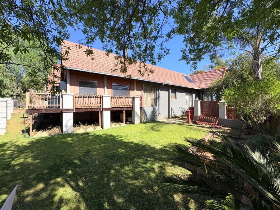 4 Bedroom Property for Sale in Woodland Hills Free State
